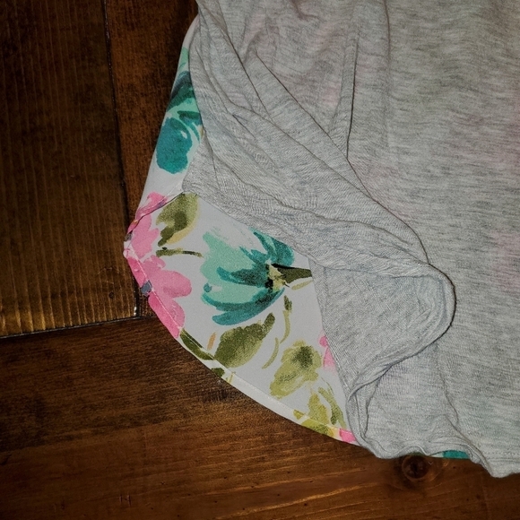 Merona Tanktop - Grey Front, Flower Back - XL - Great Condition - Picture 7 of 8